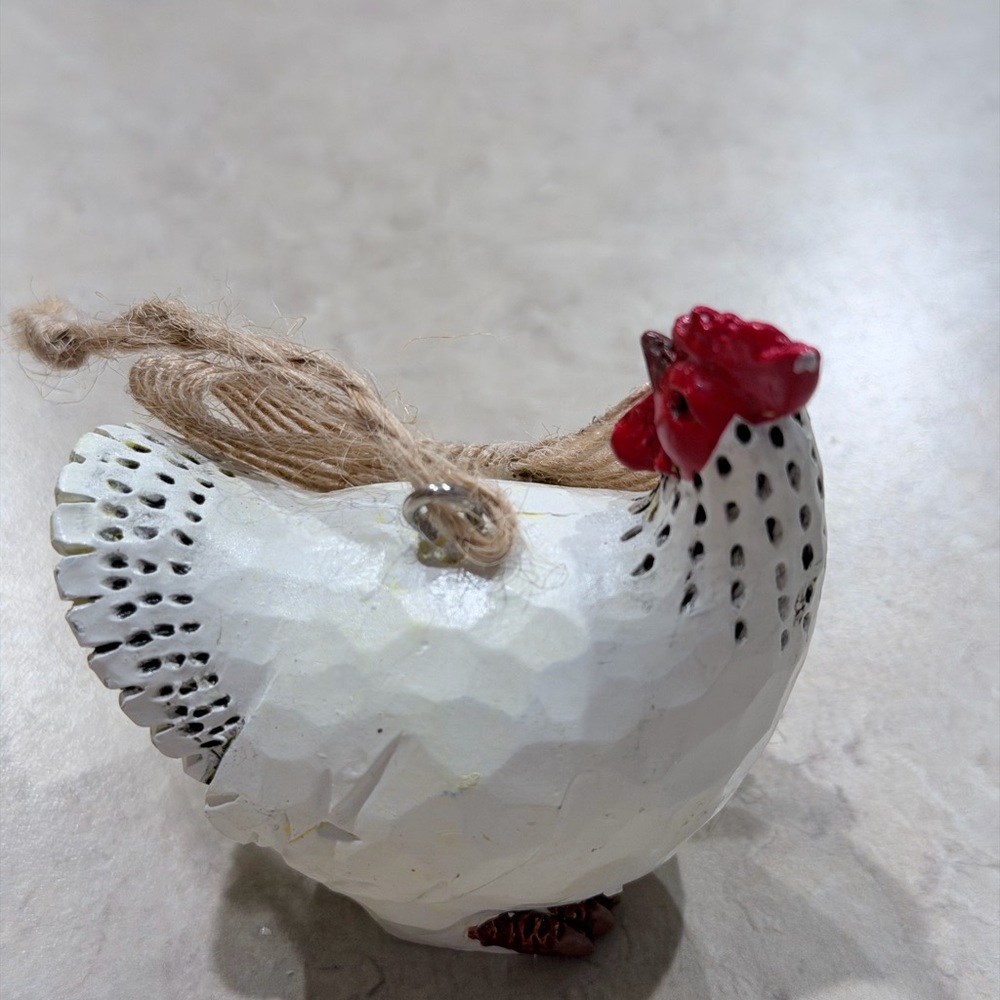 Rustic Rooster and Hen Figurines - Picture 4 of 8